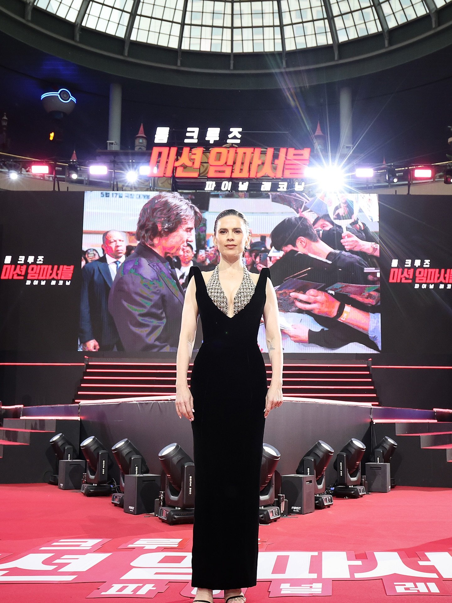 Hayley Atwell measurements