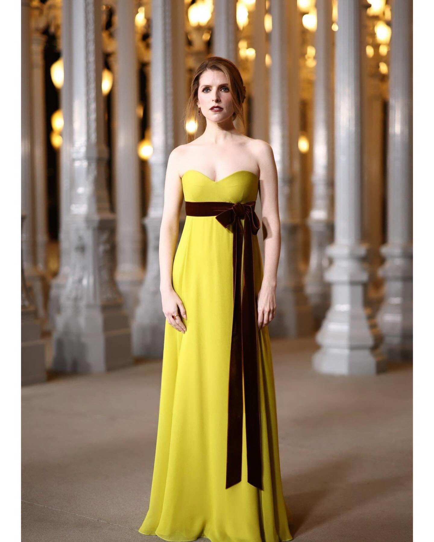 anna kendrick height in feet