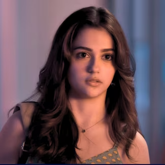 aneet padda height in feet