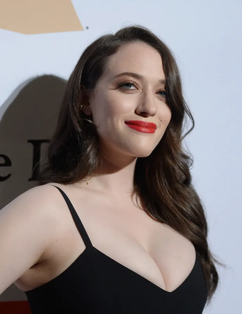 kat dennings measurements