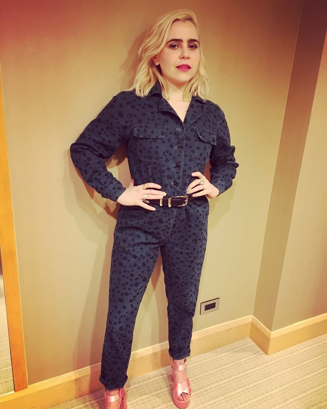 mae whitman weight