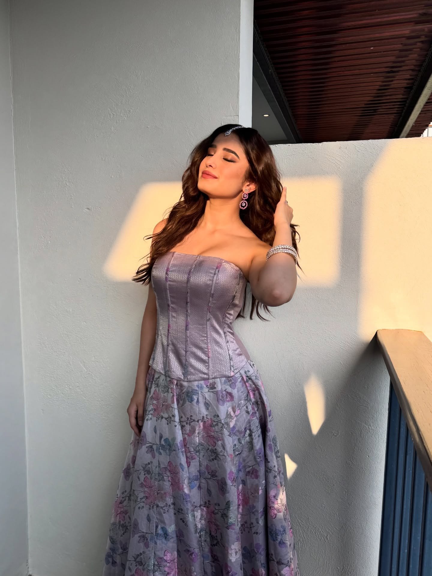 rasha thadani height in feet