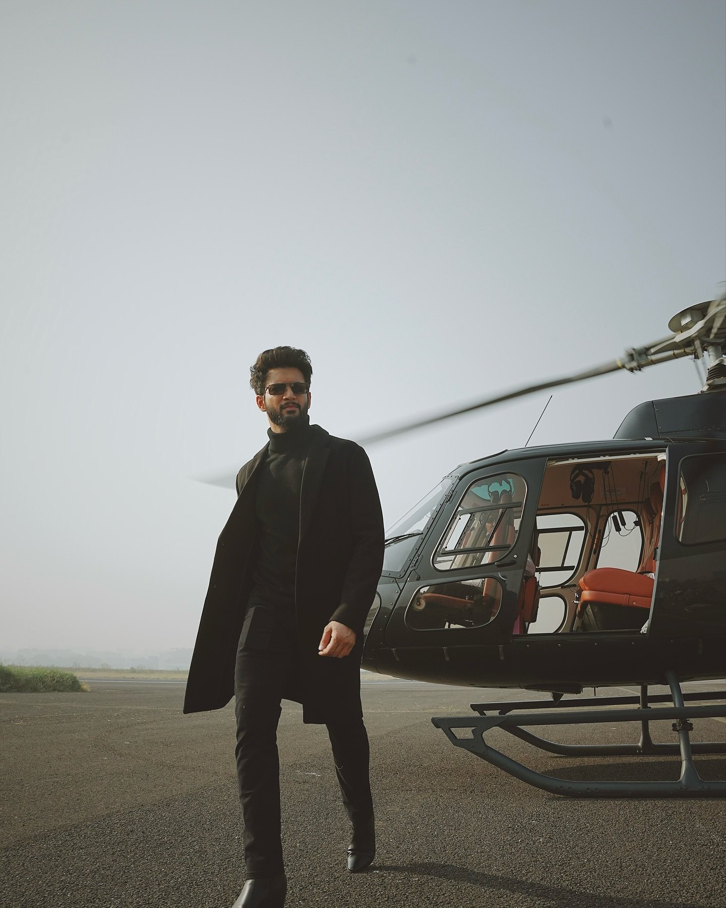 rohit saraf height in feet