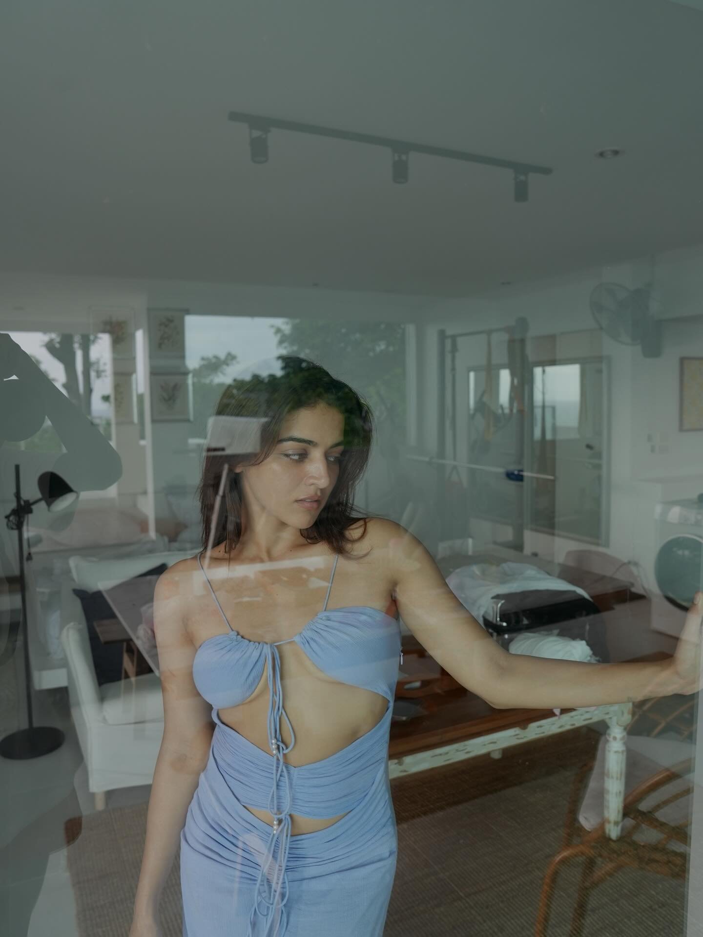 wamiqa gabbi height in feet