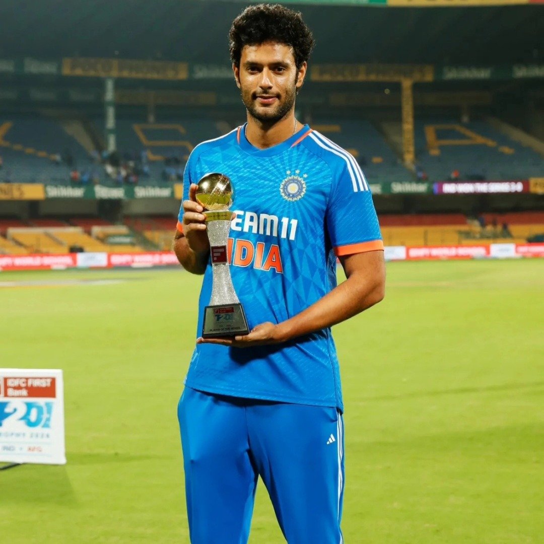 shivam dube height in feet