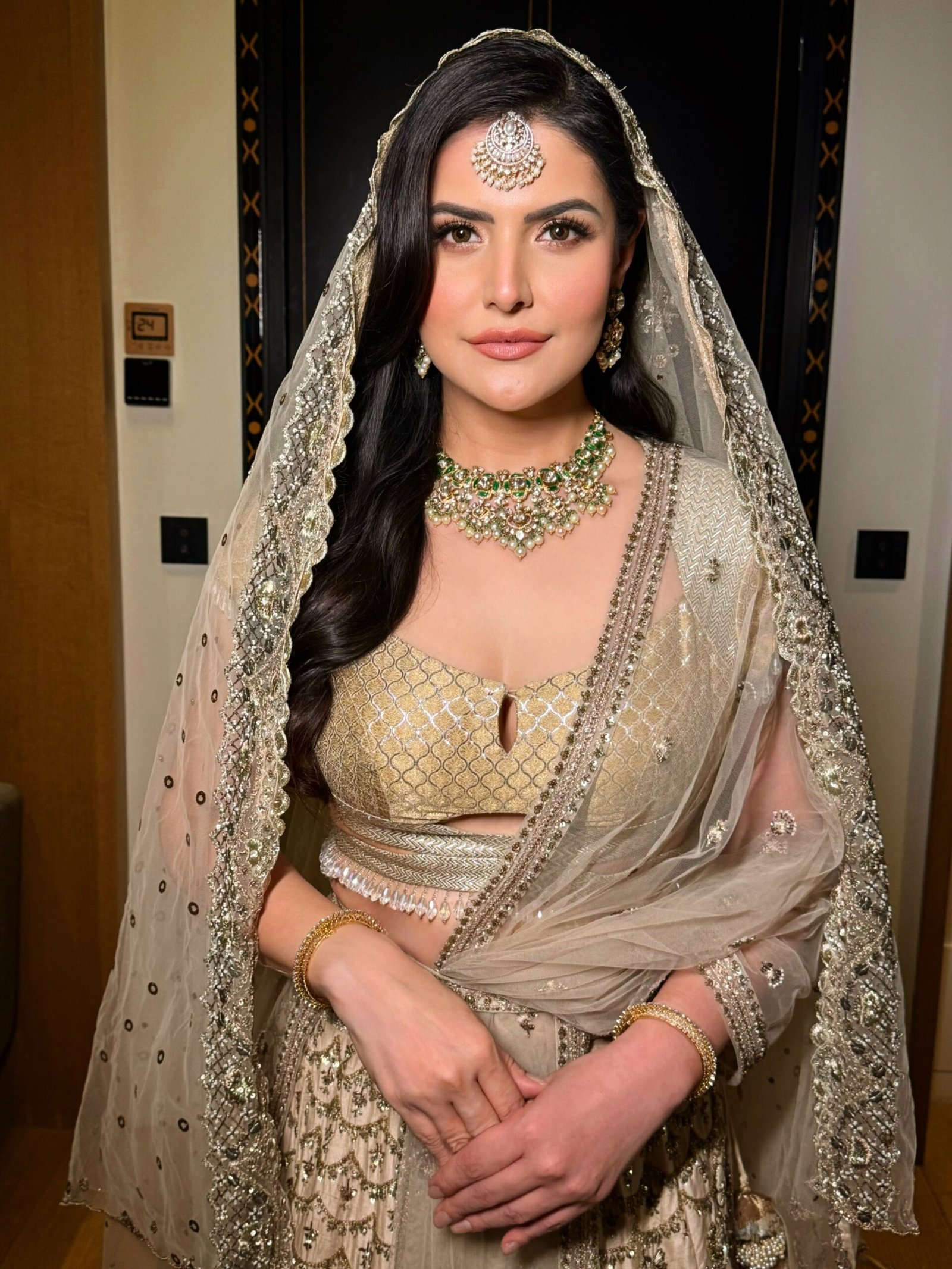 Zareen Khan Height