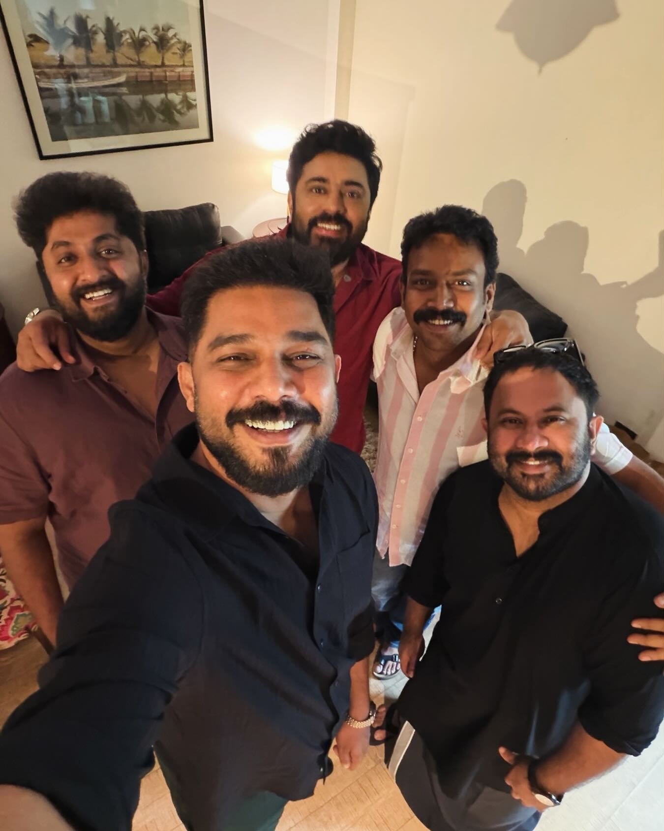 Nivin Pauly Height