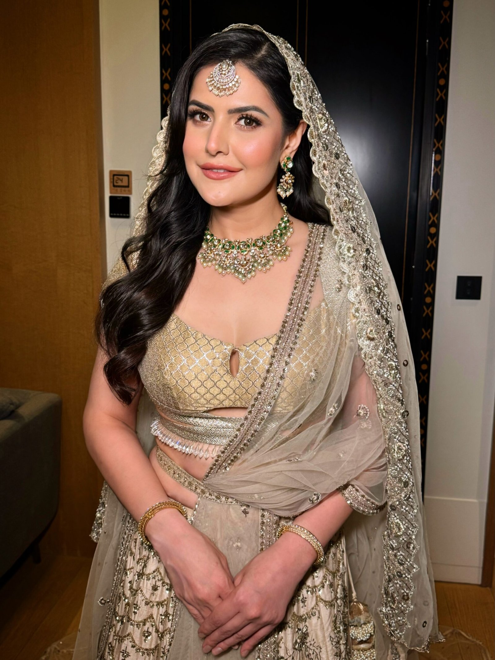 Zareen Khan Height